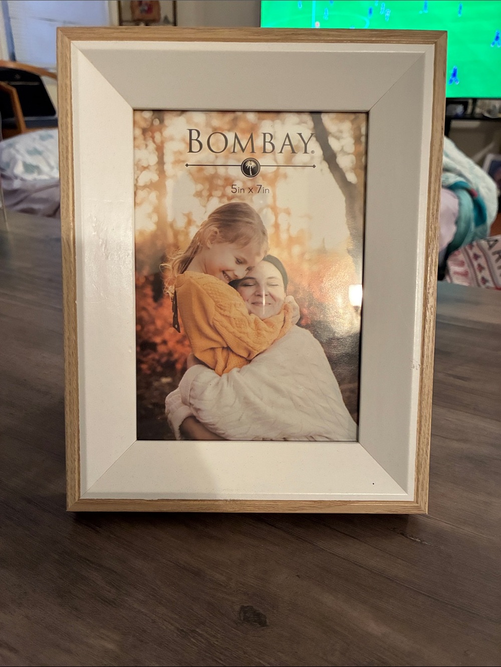 Bombay White and Natural Wood Frame with White Mat